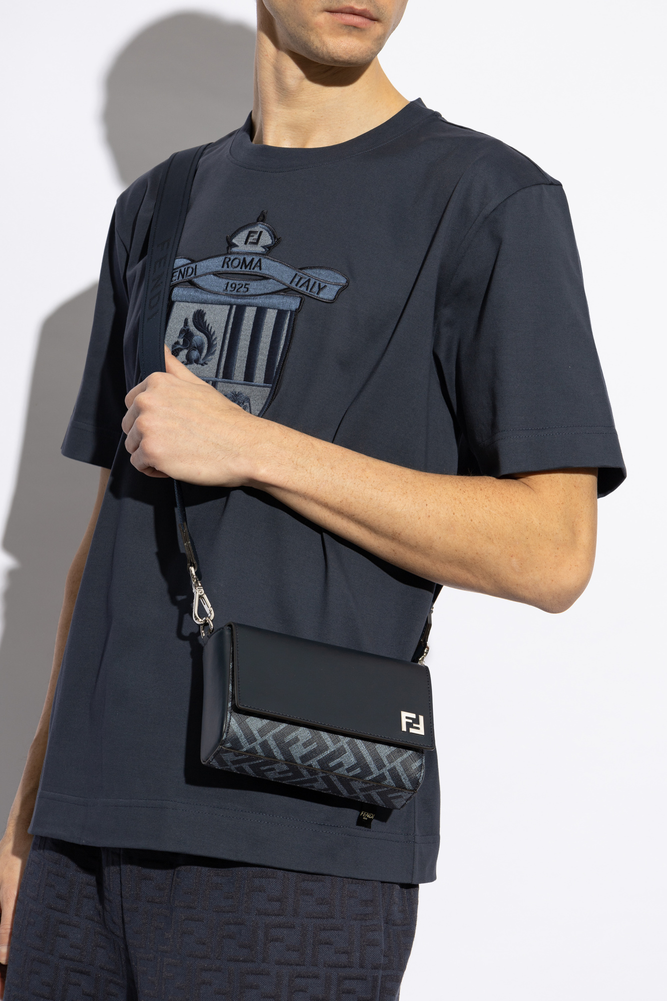 Navy blue Shoulder bag Fendi - Vitkac Canada